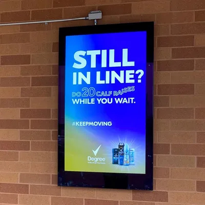 آخرین وبلاگ های شرکت در مورد محافظت در برابر هر شرایط آب و هوایی: نمایشگر دیجیتال فضای باز ضد آب IP65/IP66