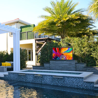 55 اینچ نمایشگر تبلیغاتی ال سی دی فضای باز با روشنایی 3000 نیت، ضد آب IP67 و شیشه ضد تابش